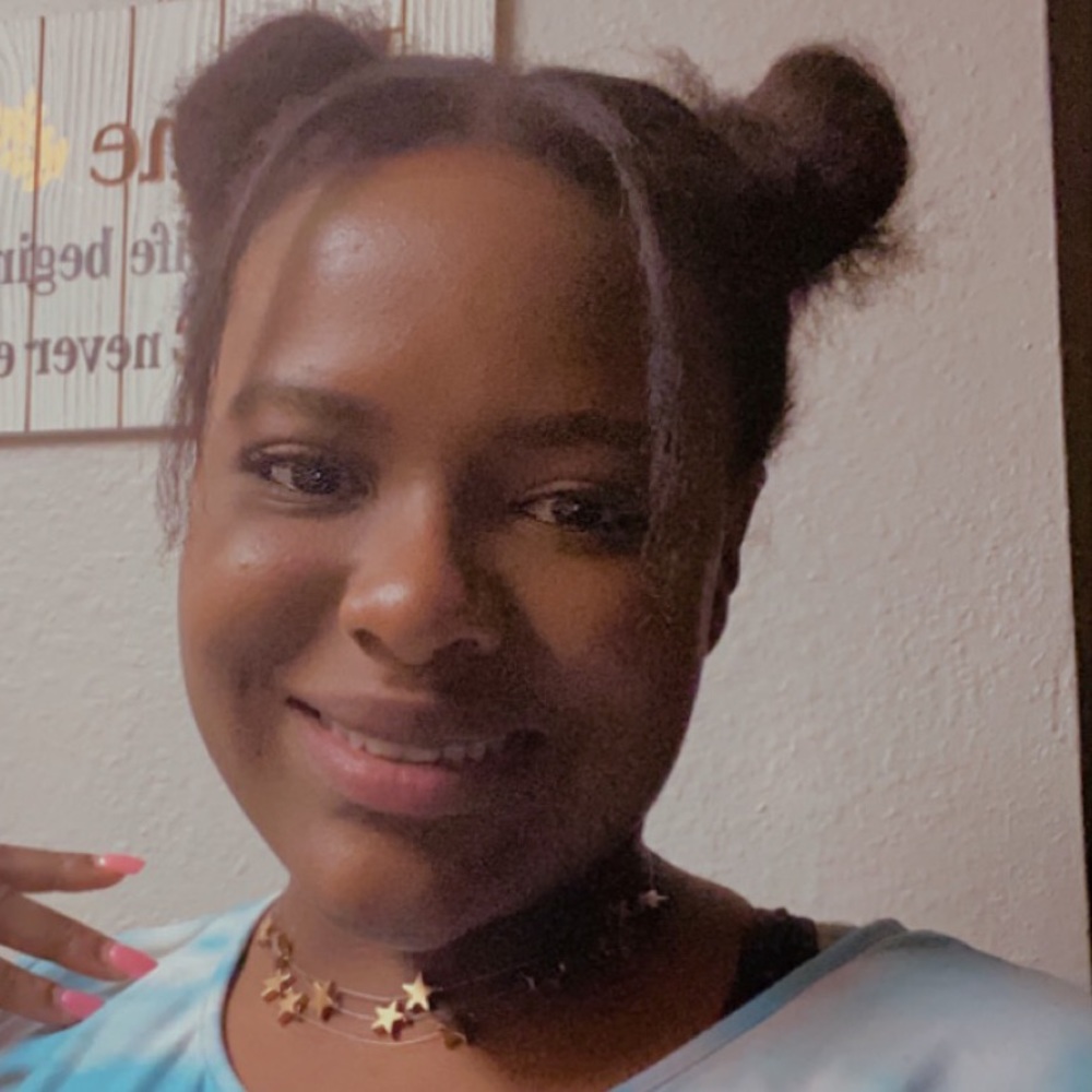 Meet your Posher, Amra